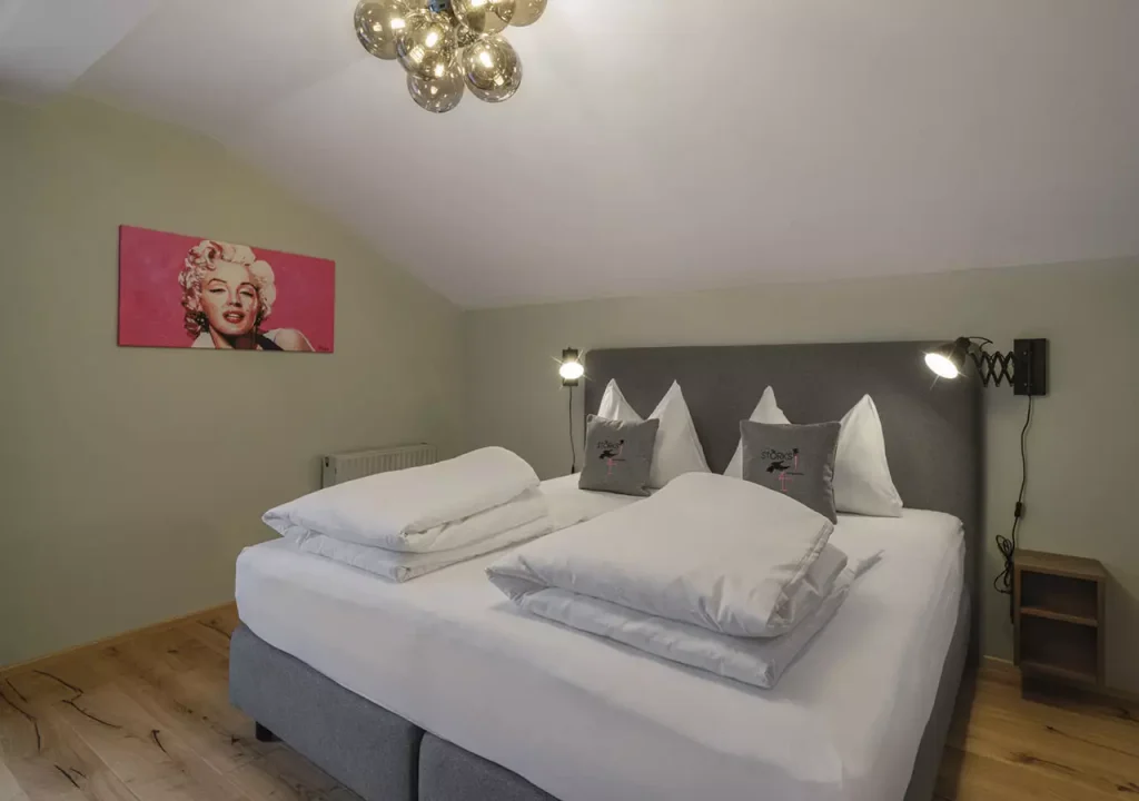Bild zeigt The STORKS Double Deluxe Bett